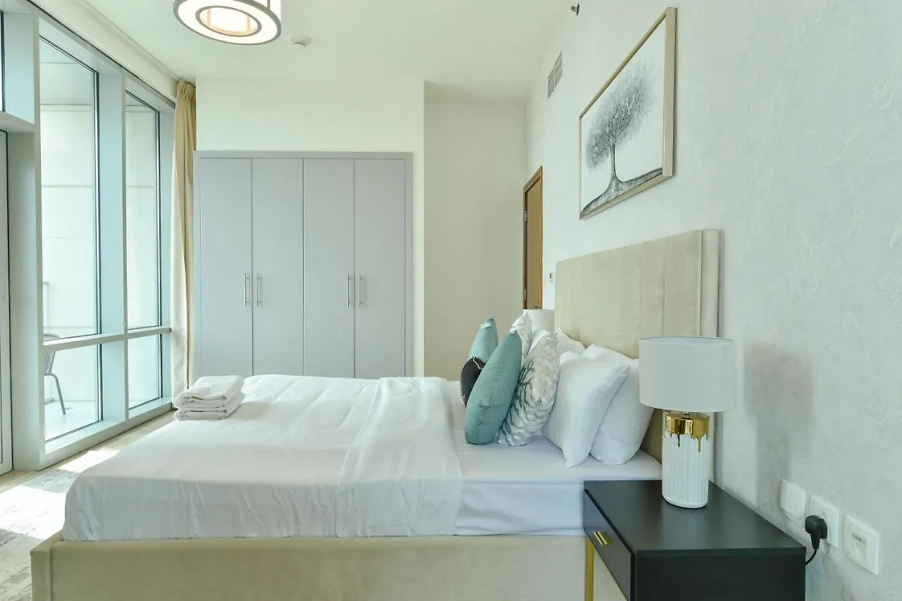 Luxury Escapes - View Of Canal & Burj Khalifa 1Br Large Premium Apt - Amna Tower 迪拜 公寓